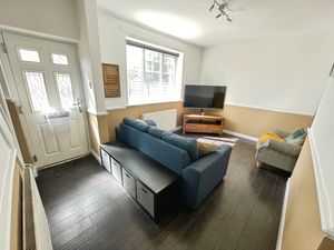 Lounge- click for photo gallery